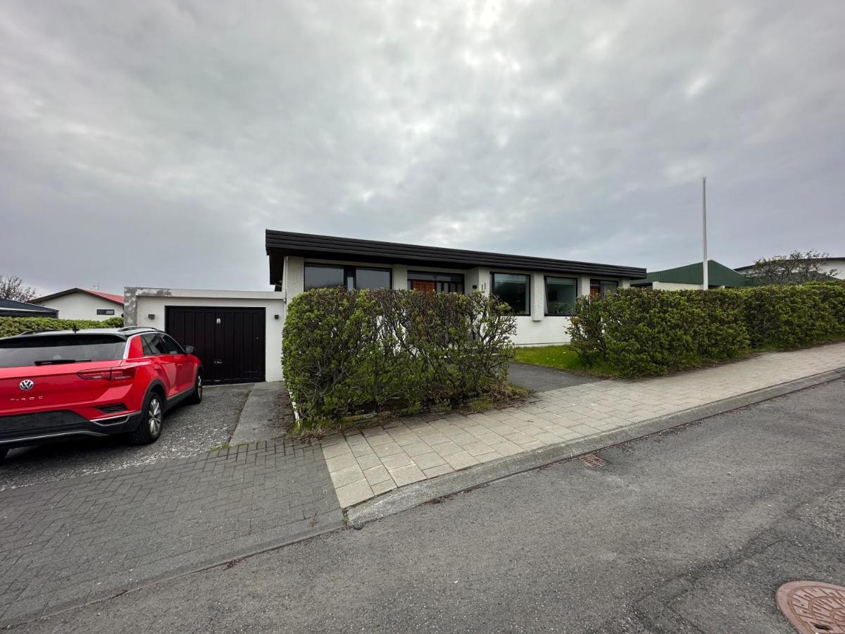 Modern And Stylish House In Heart Of Reykjavik